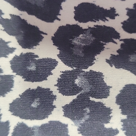 Animal print stratchy leggings - Picture 2 of 4